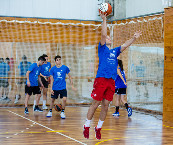 Entrenamientos Campus baloncesto Baskonia